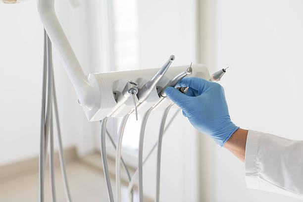 24/7 Emergency Dental Implants experts in Utica, OH